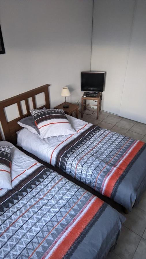 Maisonnette Dans Domaine Avec Piscine A Nyons, Pays Des Olives Ngoại thất bức ảnh